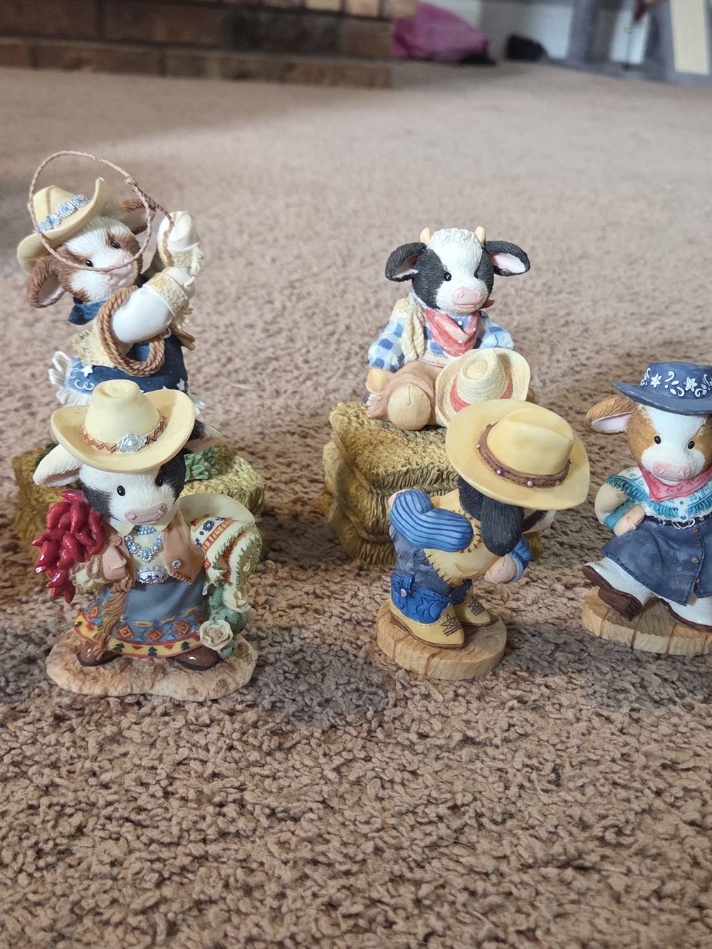 Enesco Mary Moo Barnyard Dance!